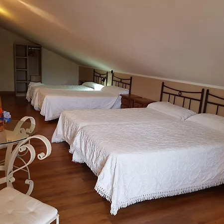 Azabache Cardes מלון Onís