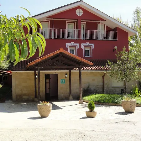 Azabache Cardes 2* Onís