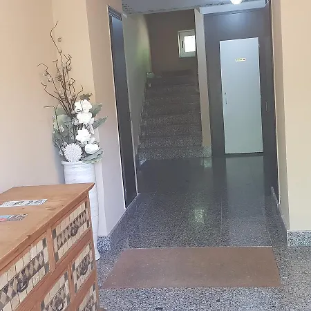 Azabache Cardes 2* Onís