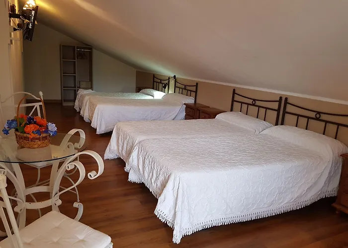 Azabache Cardes Hotel Onís