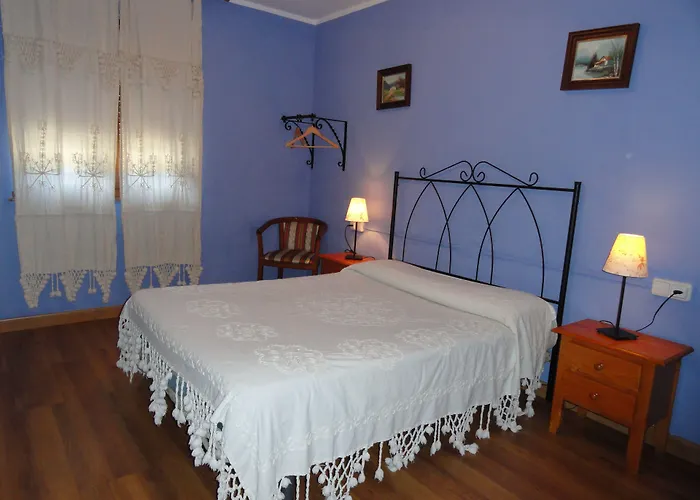 Azabache Cardes Hotel 2*