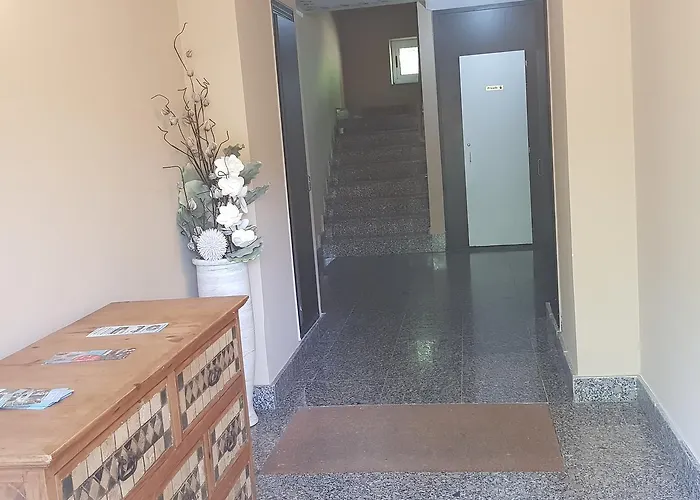 Azabache Cardes 2* Onís