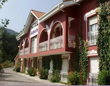 Azabache Cardes Hotel 2*