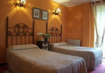 Hotel Azabache Cardes 2*